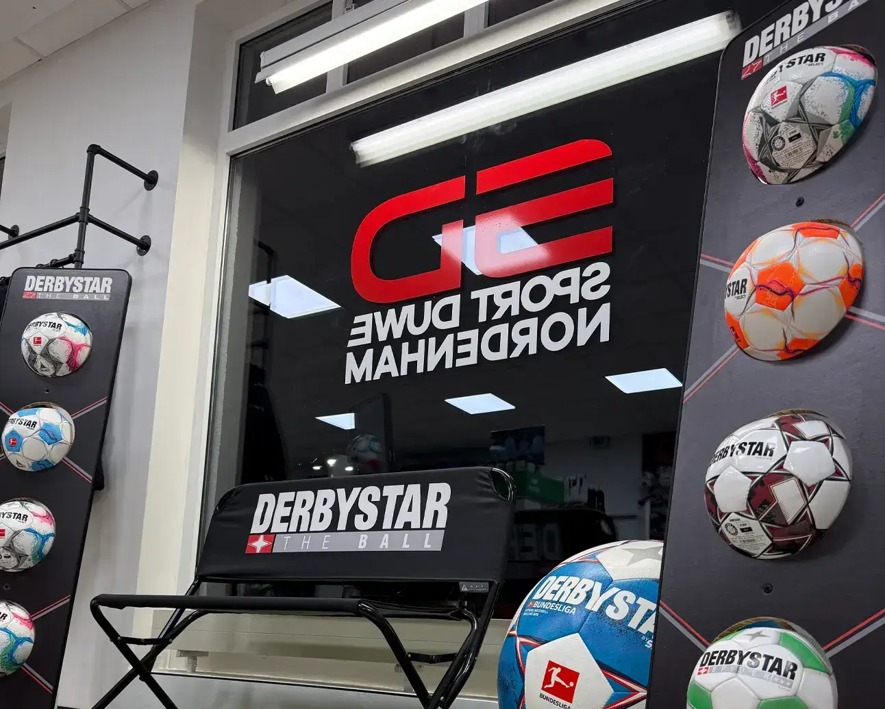 Derbystar Fußbälle im Sportgeschäft Sport Duwe Nordenham - Teamsport und Fußballausstattung im Landkreis Wesermarsch