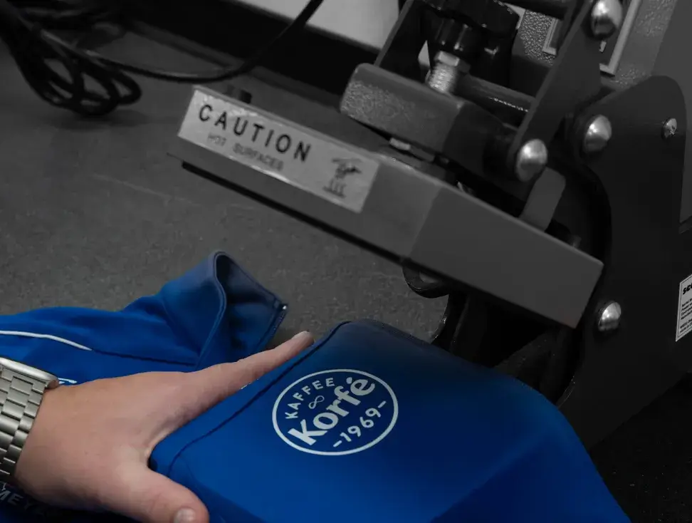 Textilveredelung mit Logo-Druck bei NW Werbetechnik Nordenham im Landkreis Wesermarsch